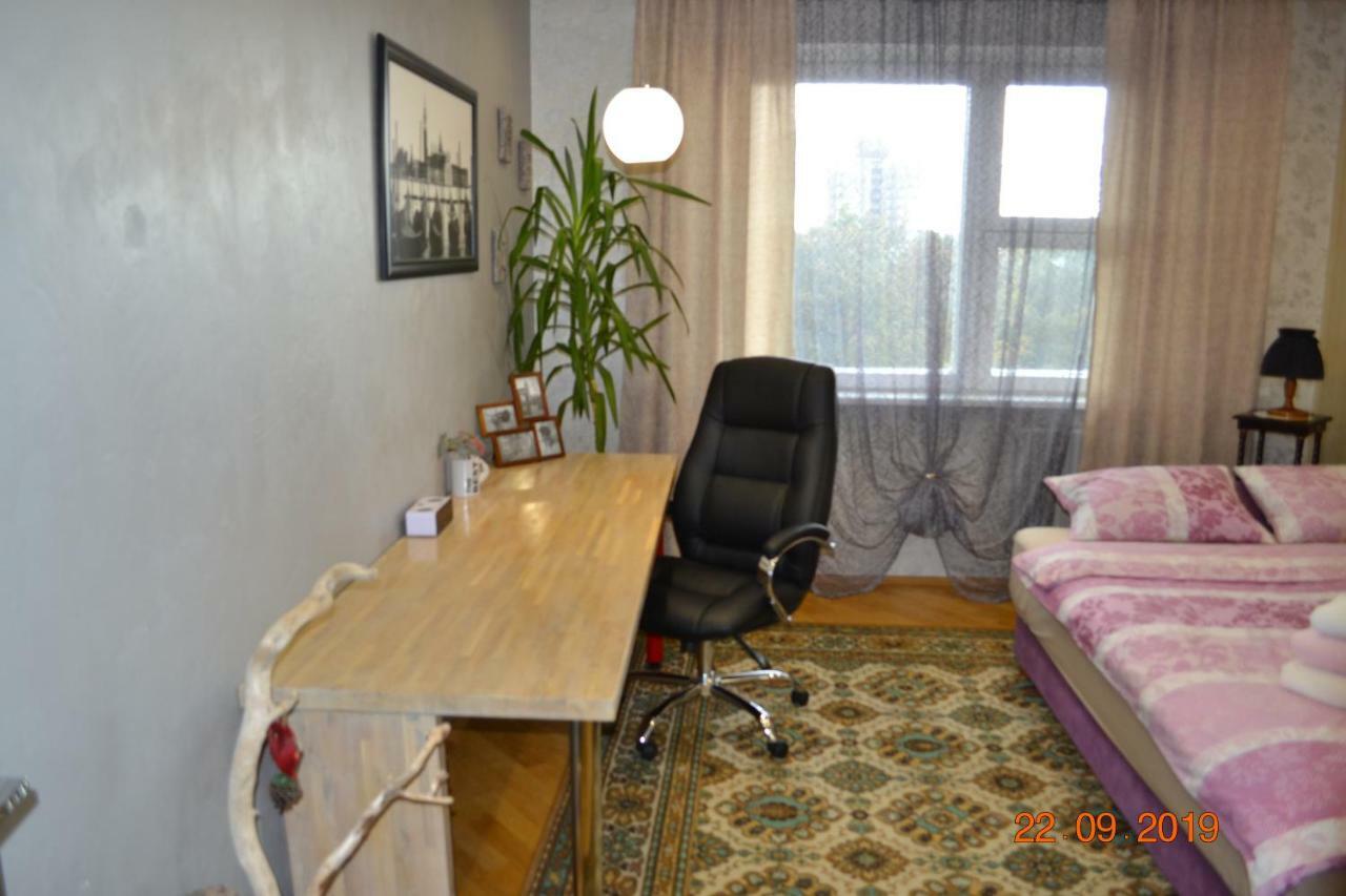 Apartamenty V Minske S Dwumä Spalnyami מראה חיצוני תמונה